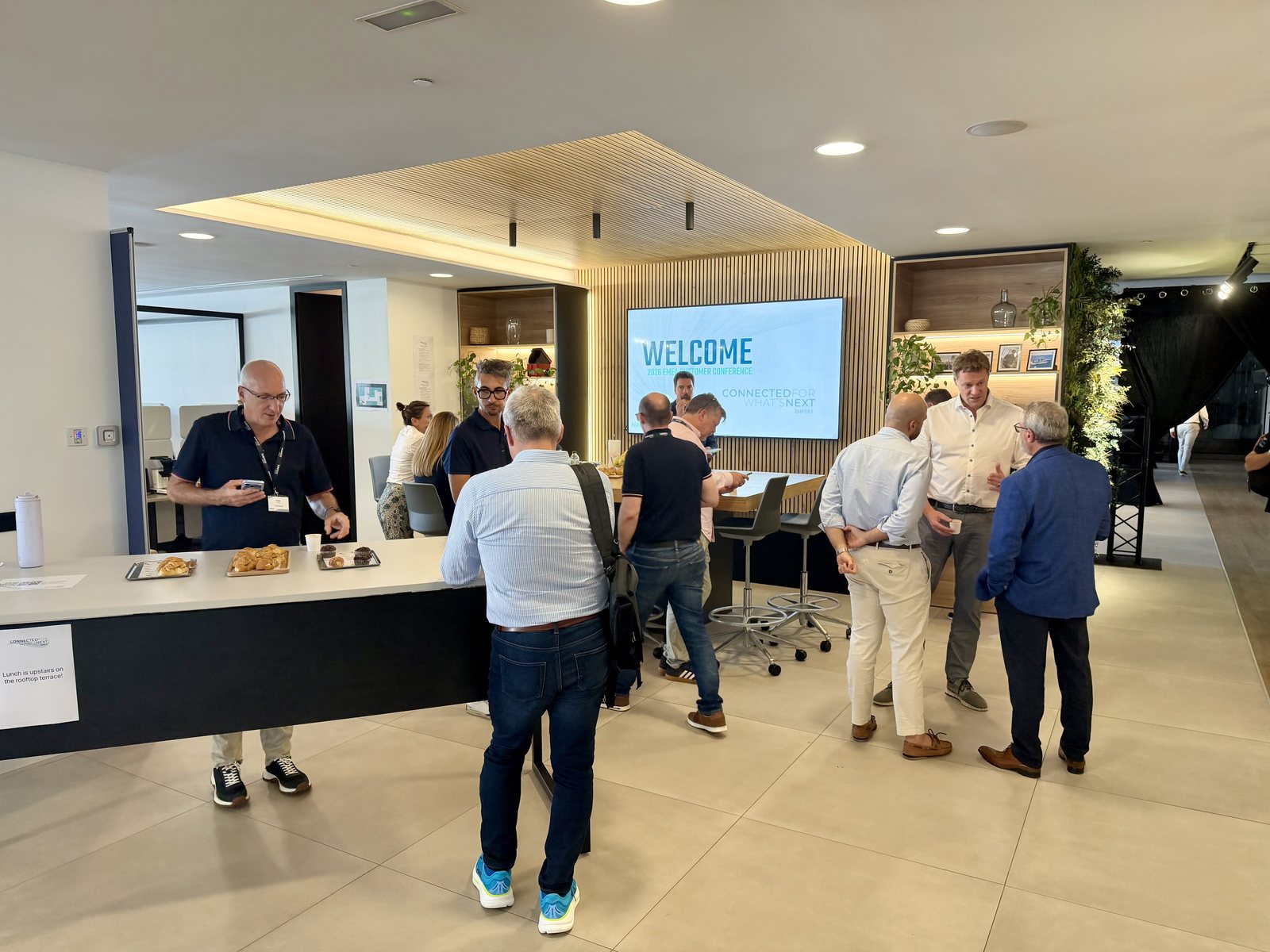 Welcome reception for participants